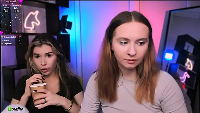 mila_glow1's cam snapshot