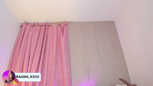 aisha_h_'s cam snapshot