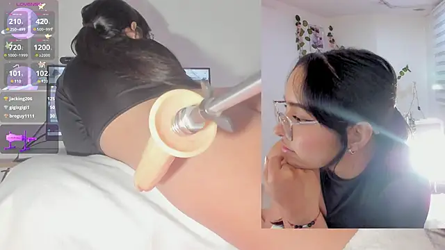 sofi_velez's cam snapshot