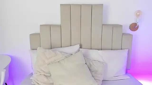 Michell_Wallker's cam snapshot