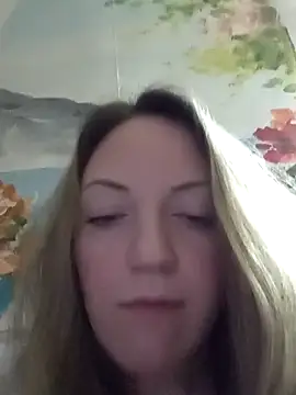 KattyLuuu's cam snapshot