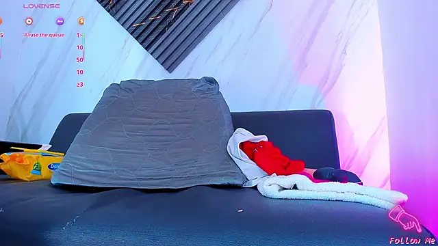 Piggy_Eddy's cam snapshot