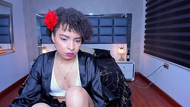 Lucia_jane's cam snapshot