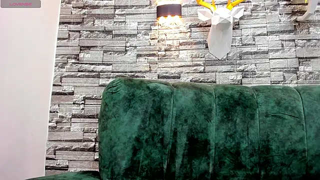 DamiBright's cam snapshot