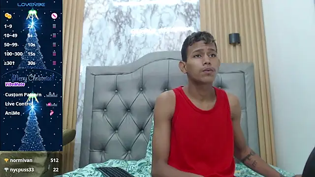 Rory_castro's cam snapshot