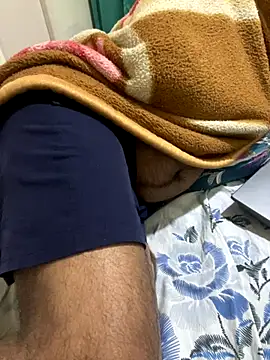 Straight_man_realmeet_now's cam snapshot