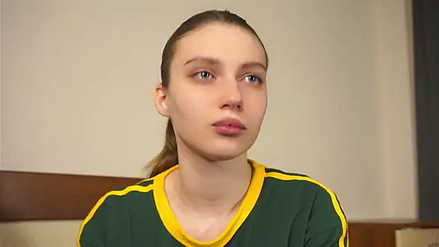 RoslynArcuo's cam snapshot