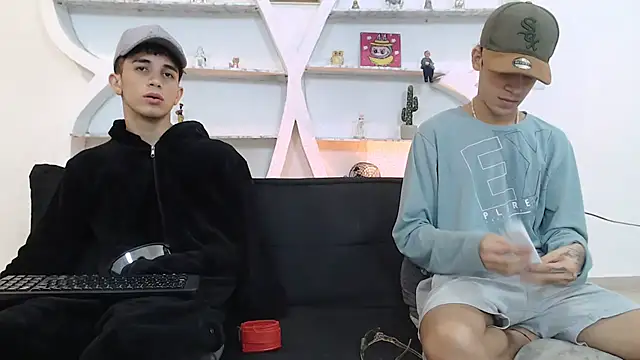 THREE_GUYS_HOT's cam snapshot