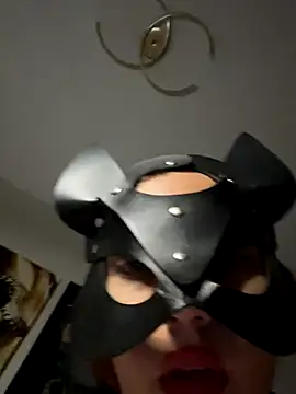 Teengirlmiaa's cam snapshot