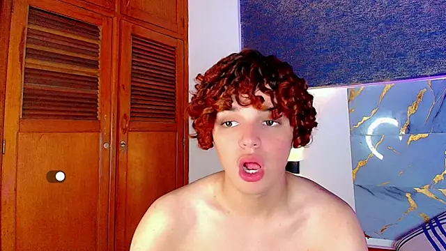 Skyee_angel's cam snapshot