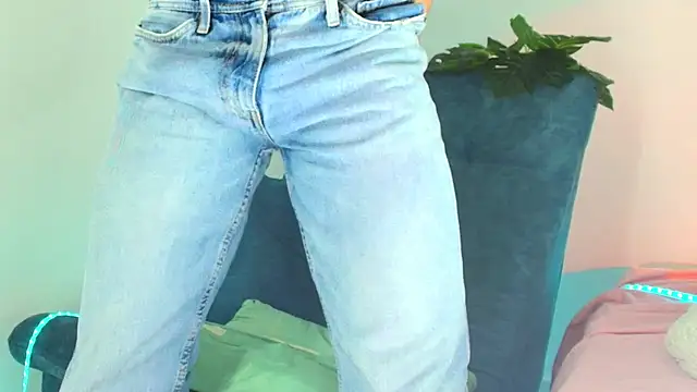 CamiiGuzmanX's cam snapshot