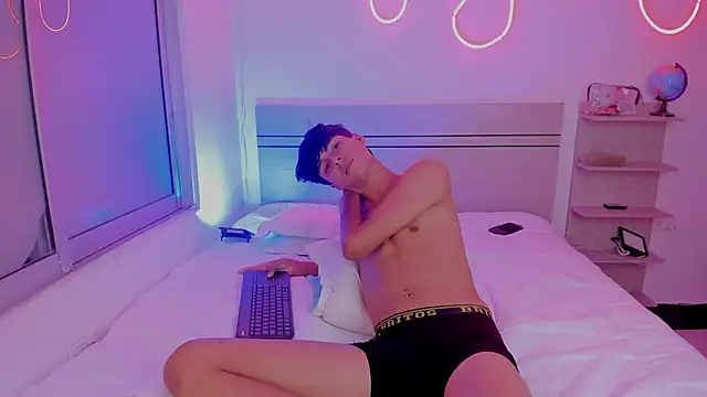 luccas_ferreira's cam snapshot