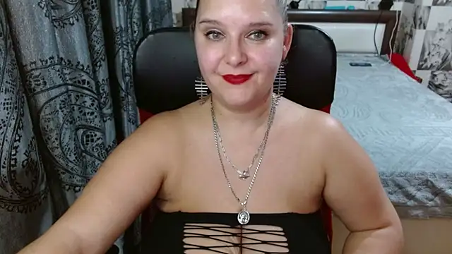 Boolochka's cam snapshot