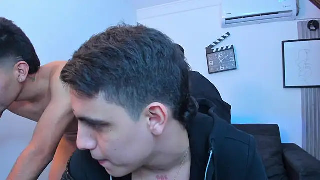 Bad_BoysW live sex cam