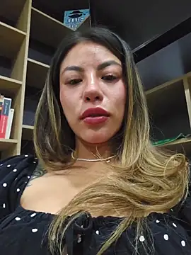 Karen_San_Miguel's cam snapshot