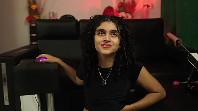 bonniie_98_'s cam snapshot