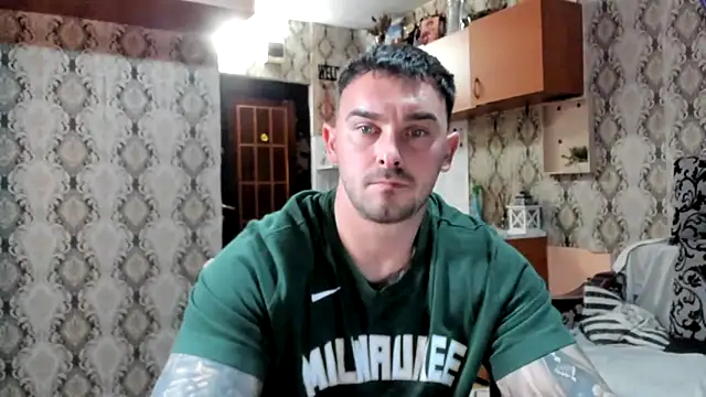 Jonmusclemaster live sex cam