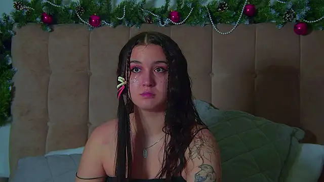 ChristinaMilton's cam snapshot