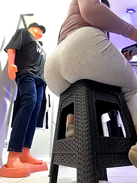 kim_monti's cam snapshot