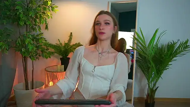 PollyMayer's cam snapshot