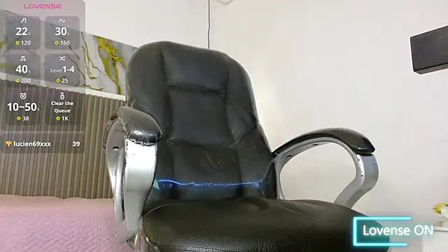 Dyla_n18's cam snapshot