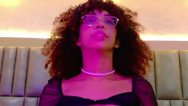 CamilaJohnston's cam snapshot