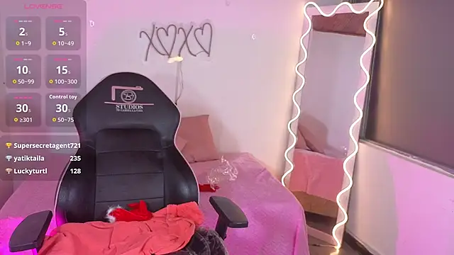 Malory_tay1's cam snapshot