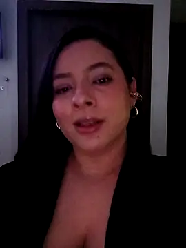 SophieCurves's cam snapshot