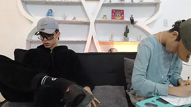 THREE_GUYS_HOT's cam snapshot