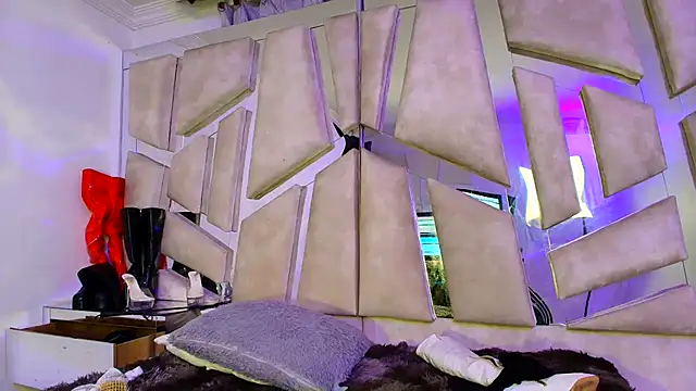 Natalyefoster's cam snapshot