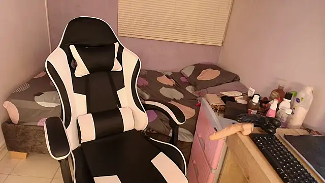 luna_desiree's cam snapshot