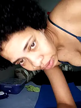 Su_Duarte_1's cam snapshot