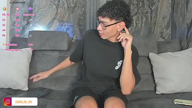 Daviid_laidd live sex cam
