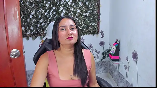 Luna021_1's cam snapshot