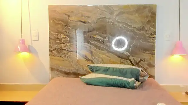 Alisson_zambrano's cam snapshot