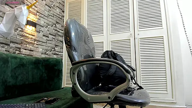 DamiBright's cam snapshot