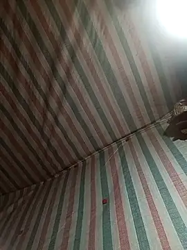 Love-Mama33's cam snapshot