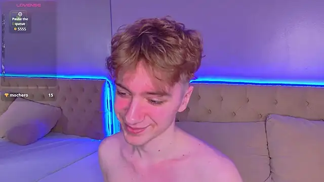 Paul_Holt's cam snapshot