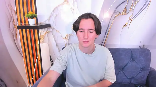 Aaron_LatinMen2 live sex cam