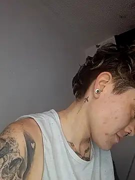 megan_cr's cam snapshot