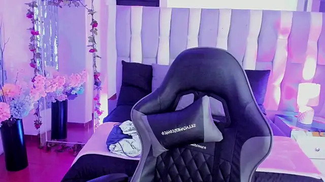 Adaara_Rey's cam snapshot