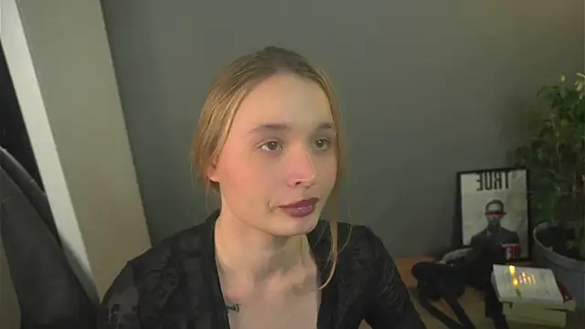 lisa_schiele's cam snapshot