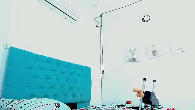 cris_dulce's cam snapshot