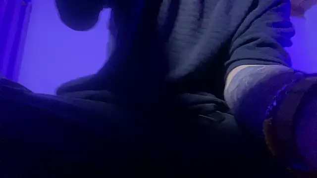 AlphaMasterXxx's cam snapshot