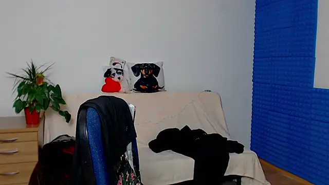 ZeinMiracles's cam snapshot