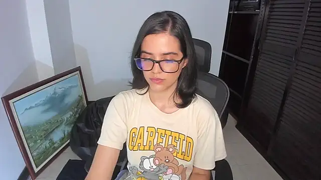 mia_collins_x's cam snapshot