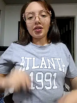 linda-schmidt's cam snapshot