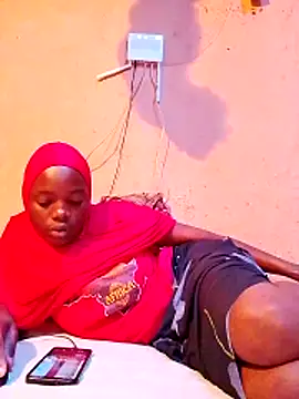 cute_naimah's cam snapshot