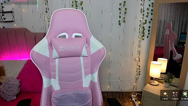 Aurora_duval's cam snapshot