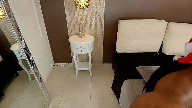 Tiifany_Baker's cam snapshot